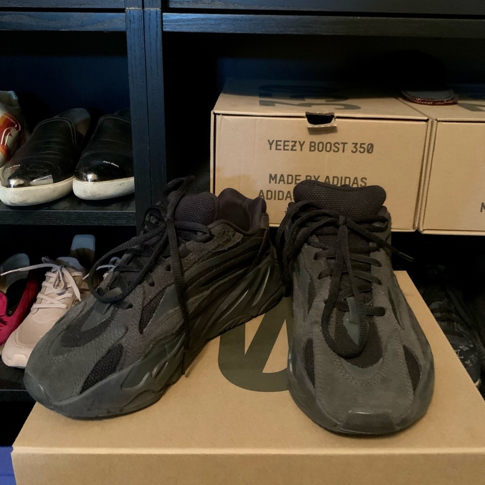 Authentic Yeezy Boost 700  V2  US 5 1/2 - Picture 2 of 11